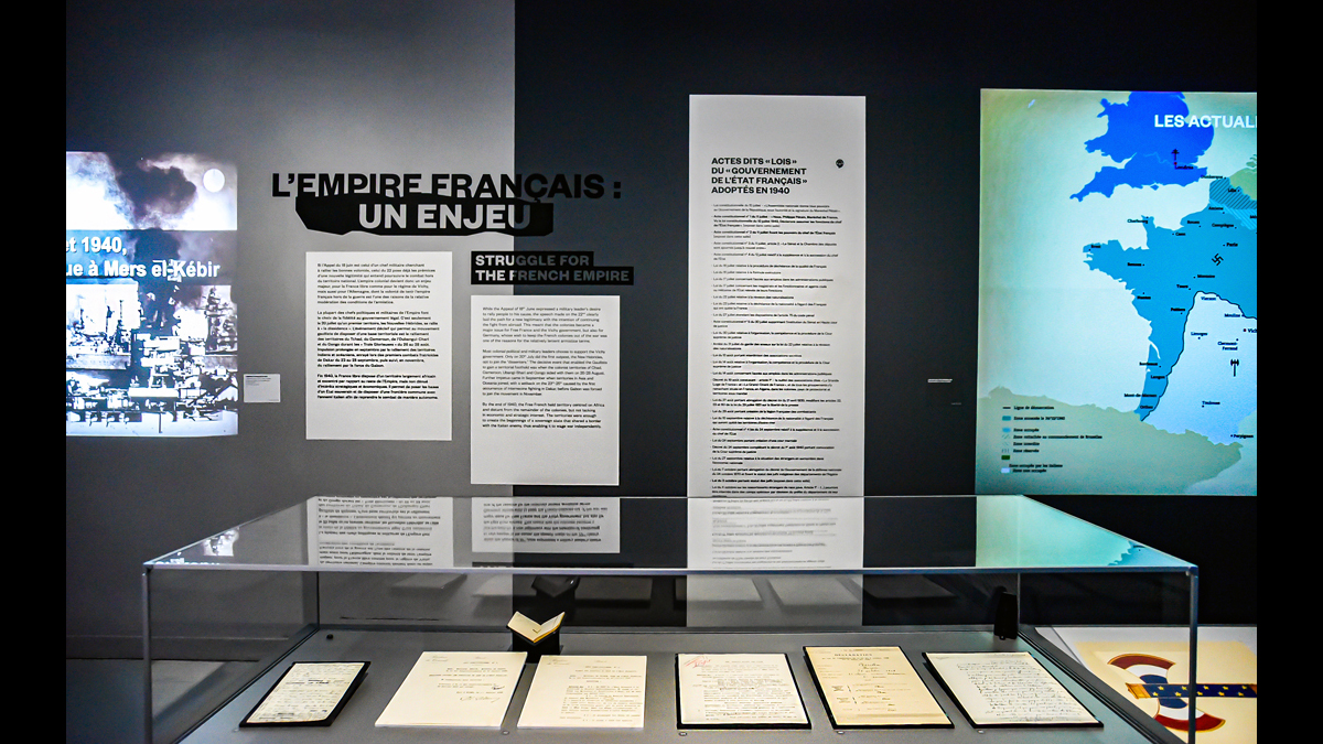Les lois de Vichy / © Paris - Musée de l'Armée