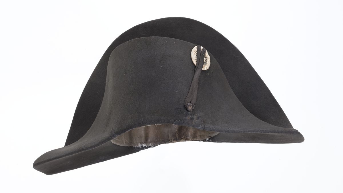 Chapeau porté par Napoléon Ier pendant la Campagne de Russie (C) Paris - Musée de l'Armée, Dist. RMN-Grand Palais / Christophe Chavan